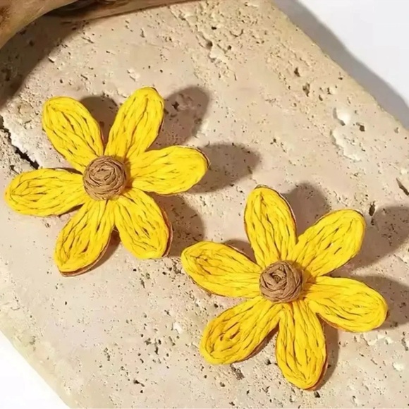Anthropologie Bohemian Yellow Raffia Flower Earrings - Picture 3 of 8